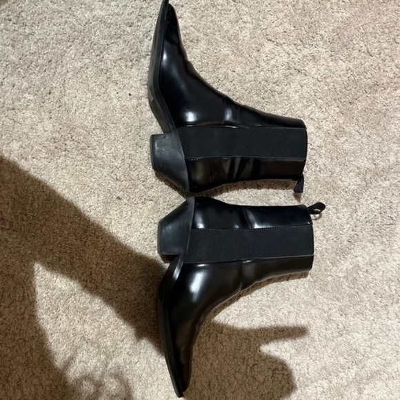 H&M Glossy Black Heeled Boots - Picture 5 of 5